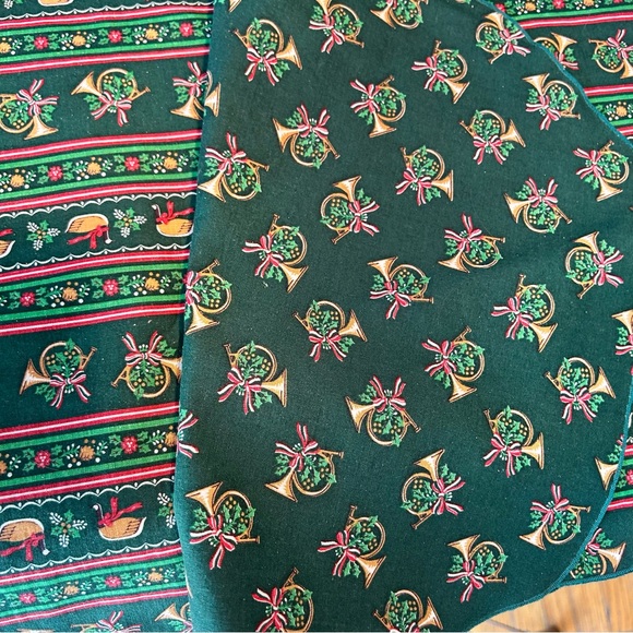 Christmas holiday French horns 6 placemats - Picture 8 of 10